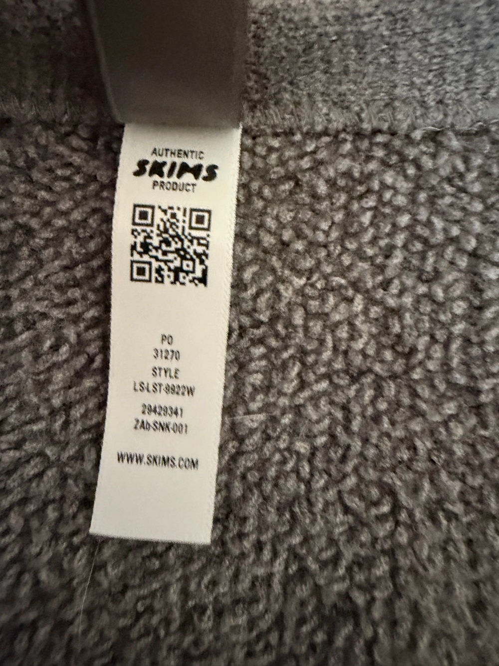 Skims Textured Knit Wrap crop cardigan Dark Heather Gray woman's size l/xl NWT - Picture 11 of 13